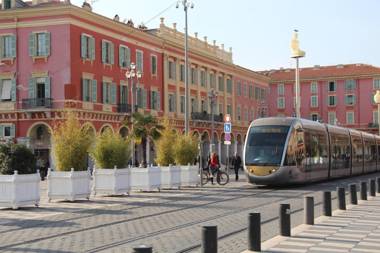 Hôtel Le Seize Nice Centre