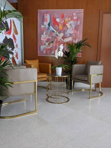 Goldstar Apartments & Suites