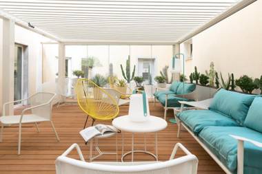 The Deck Hotel by Happyculture