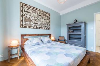 6 bedrooms seaview house Old Town