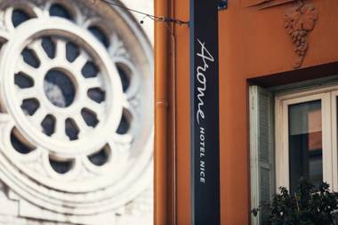 Arome Hotel