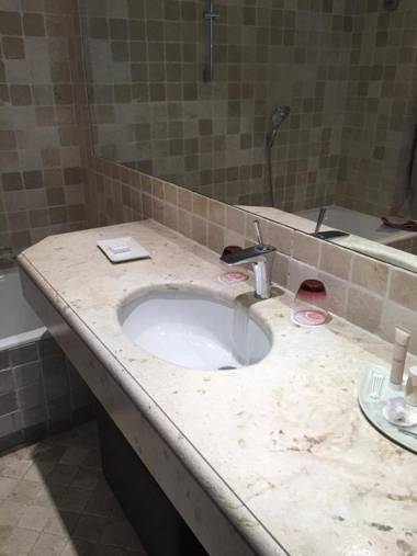 Hôtel La Pérouse Nice Baie des Anges