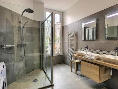 Nestor&Jeeves - PALAIS MARIE PRESTIGE - Central - Close sea