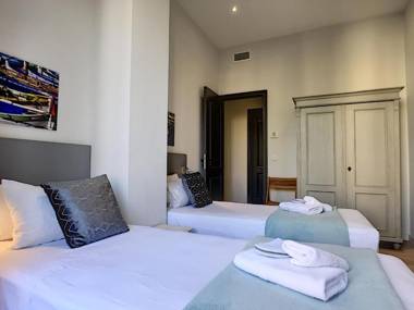 Nestor&Jeeves - PALAIS MARIE PRESTIGE - Central - Close sea