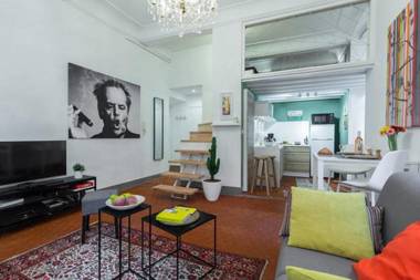 LE COLONNA - GRAND STUDIO EN DUPLEX REFAIT A NEUF VIEUX-NICE Old town