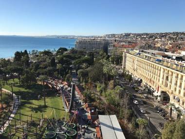 Nice Renting - COLONNA - Best place in Nice Old Town