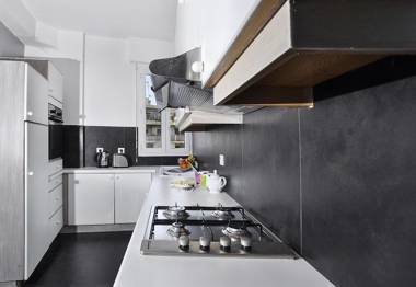 Sunlight Properties - Parisian Bleu - Calm with Sea View