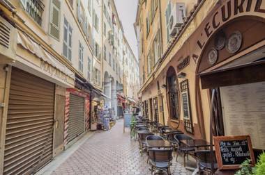 Sunlight Properties - "Neptune" - Bright - Old Town - By sea