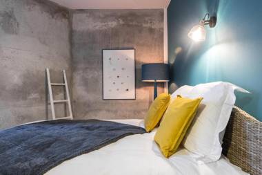 L'Abeille - Boutique Apartments