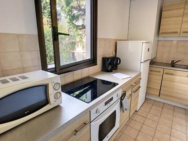 Nestor&Jeeves - RIVOLI PALM - City center - Very close sea