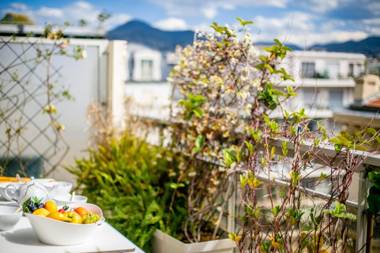 LE FRANCIA II AP4197 By RIVIERA HOLIDAY HOMES