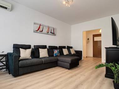 Nestor&Jeeves - BEETHOVEN - Central - Residential area