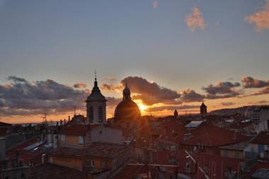 COCOON LOFT - MAGNIFIQUE LOFT SOUS TOIT REFAIT A NEUF VUES SPLENDIDES CLIM WIFi