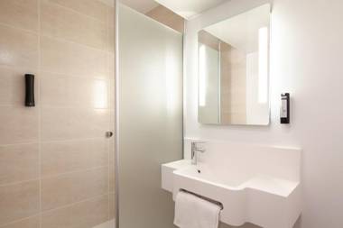 B&B HOTEL Nice Aéroport Arenas