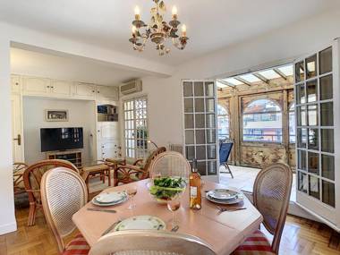 Nestor&Jeeves - BEACH COTTAGE TERRACE - Central - Very close sea - Top floor