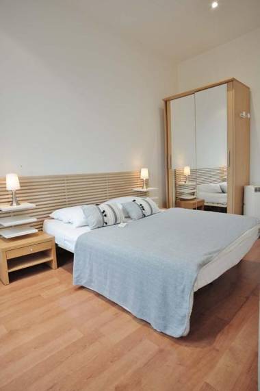 ApartHotel Riviera Grimaldi Promenade des Anglais 5mn - Supérieur 3 pièces AC - Emplacement Exceptionnel - Liberté 1