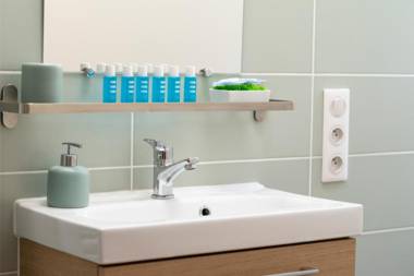 Cosy and Trendy 3 Bedrooms train station and tramway