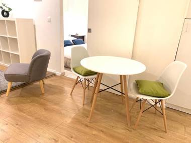 ApartHotel Riviera - Old Town - 2 minutes Promenade des Anglais et Plage - Charmant Appartement 2 pièces climatisé - Château 2