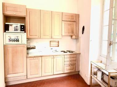 ApartHotel Riviera - Old Town - 5 mn Promenade des Anglais et Plage - Charme Absolu - Appartement 2 pièces avec Balcon - Vue mer et Ville - Balcon Honoré 1