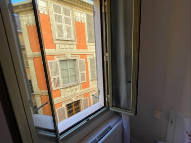 Nice Renting - JAURES - Cosy Flat - Nice old town - Great view - AirCon