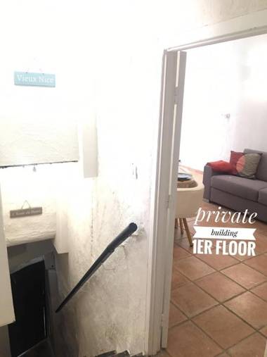 PRIVATE BUILDING 4 APTS UNIQUE AT NICE- OLD TOWN