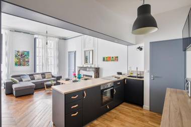 Carmen charmant T2 entre Château et Cathédrale