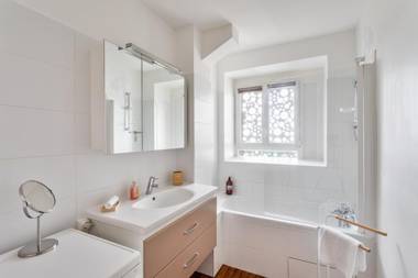 Blanche de Castille- Rond point de Paris