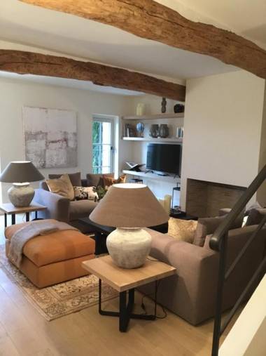 Mougins Luxury Retreats