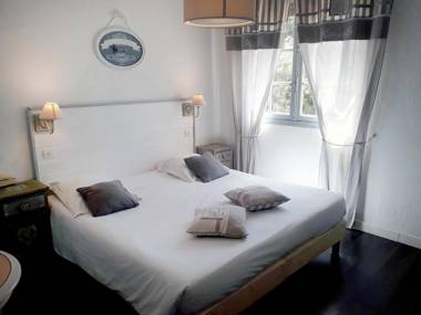 Logis La Bastide des Golfs