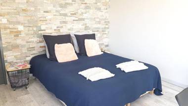 Maison d'une chambre avec jardin clos et wifi a Mornas