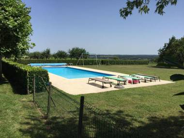 Luxurious Holiday Home in Montrichard with Pool