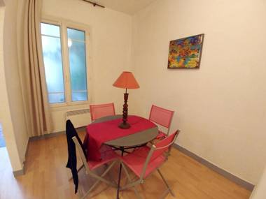 Maison d'une chambre avec jardin clos et wifi a Montreuil