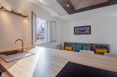 Le nid de saint-guilhem - Premiere conciergerie