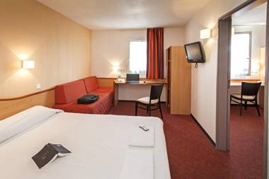 Brit Hotel Confort Montauban