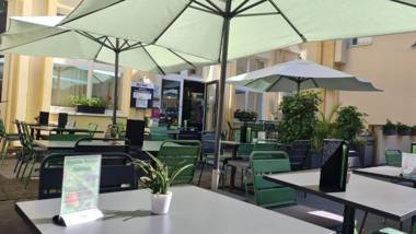 Kyriad Metz Centre - Restaurant Karousel