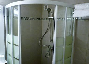 Hotel Wood Inn Bordeaux Aéroport