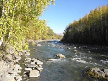 Gîte Auberge Les Terres Blanches de Méolans
