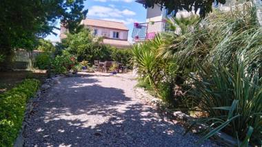 Appartement de 2 chambres avec jardin clos et wifi a Mauguio