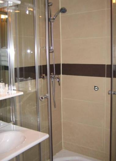 Logis Lhôtel Restaurant Antony Verrières Le Buisson