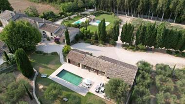 MAS MILLÉSIME - Chambre double - petit déjeuner - piscine - Mas du XVIIIème siècle proche Saint-Rémy-de-Provence