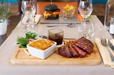 Kyriad Marseille Palais Des Congrès – Vélodrome