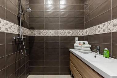 Chez Nous - 7 Appartements sur le Vieux Port