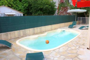 Maison de 3 chambres avec piscine privee et jardin clos a Marseillan a 6 km de la plage