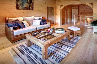 Lodge La Source - OVO Network