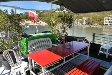 studios peniche Lyon centre Vieux Lyon Confluence