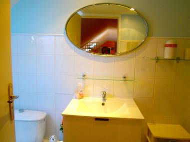 Appartement d'une chambre avec jacuzzi jardin clos et wifi a Lourdes