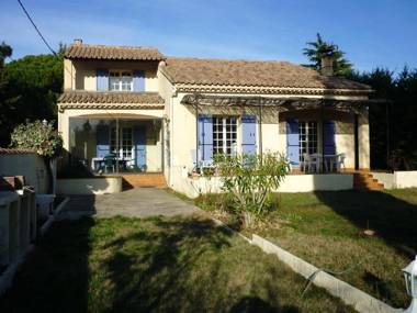 Maison de 3 chambres avec jardin clos et wifi a Loriol du Comtat