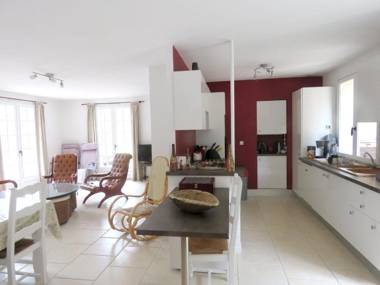 Villa de 2 chambres avec piscine partagee jardin amenage et wifi a Lorgues