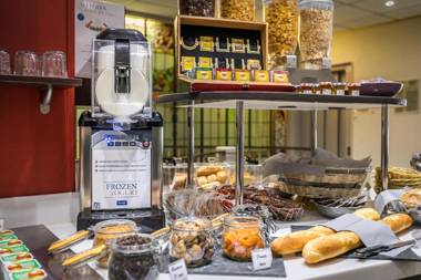 Kyriad Lille Centre Gares