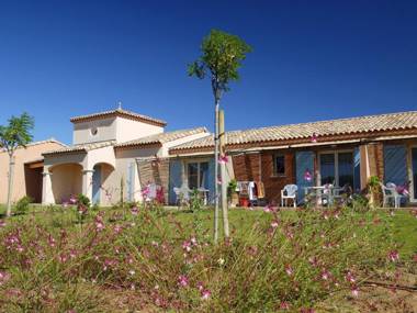 Attached house with terrace or loggia located in Languedoc